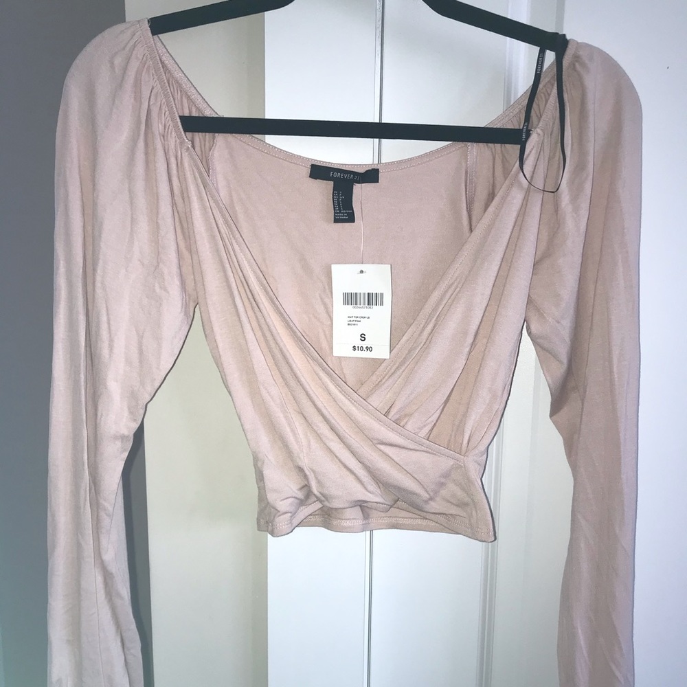 Forever 21 long-sleeve knit light pink top